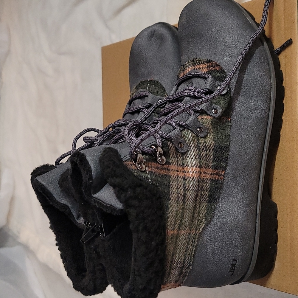 JBU by Jambu Moonstone Water-Resistant Hiker Boot